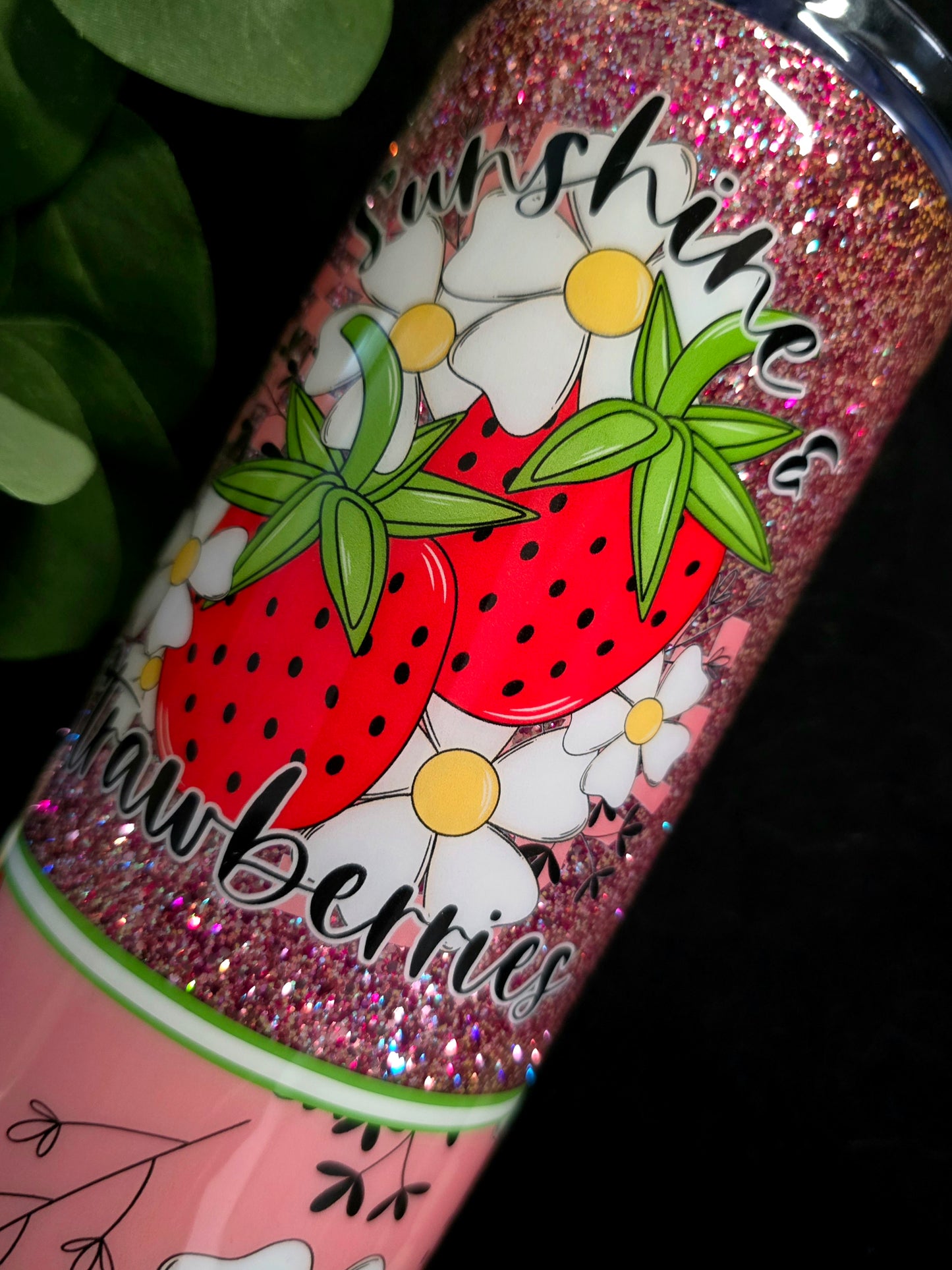 Sunshine & Strawberries 20oz Strawbler