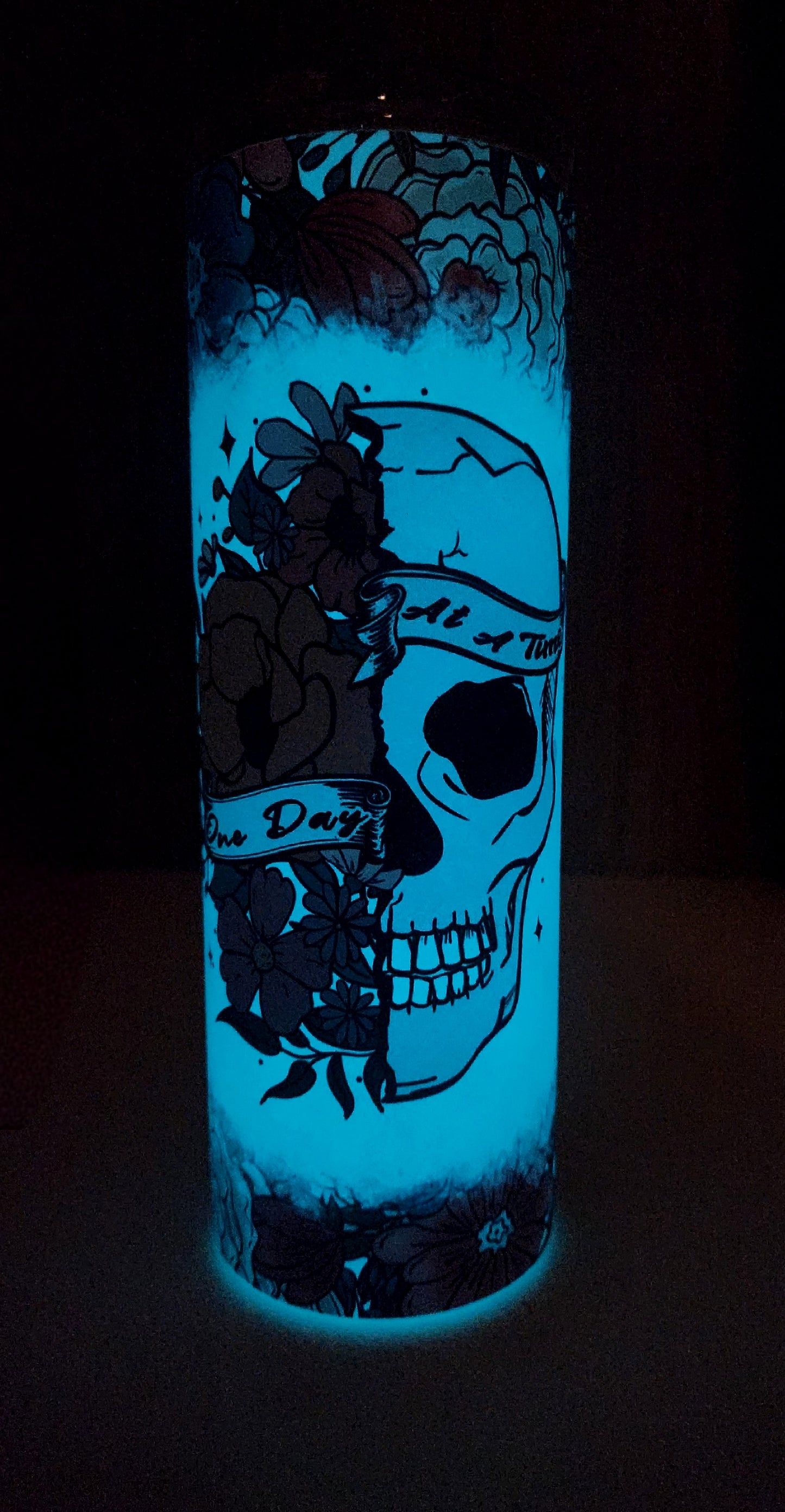 Skull Flower 20oz (blue) Glow-in-the dark tumbler